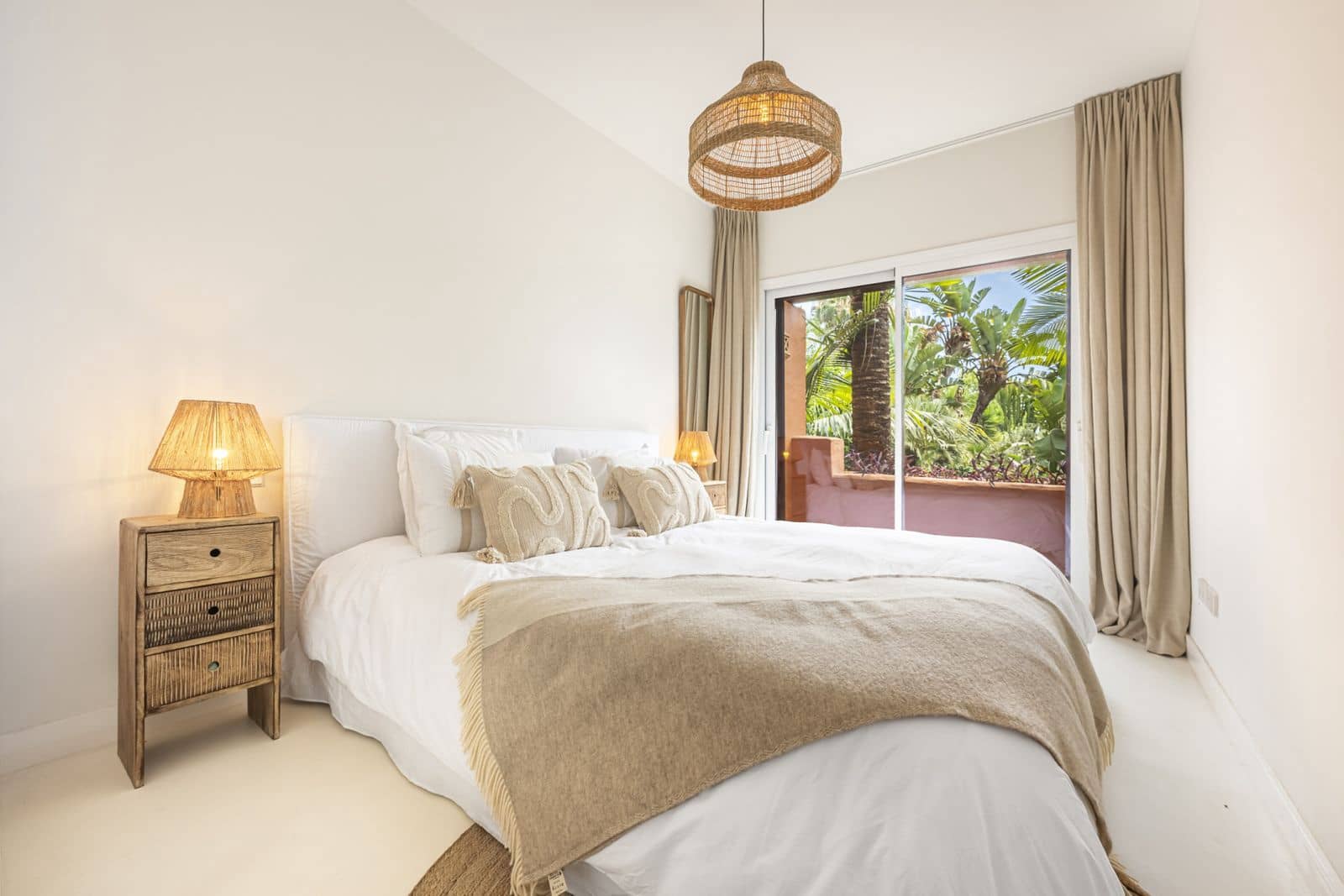 3 soverom Hus til salgs i Golden Mile - € 1 860 000 (Ref: 9967317)