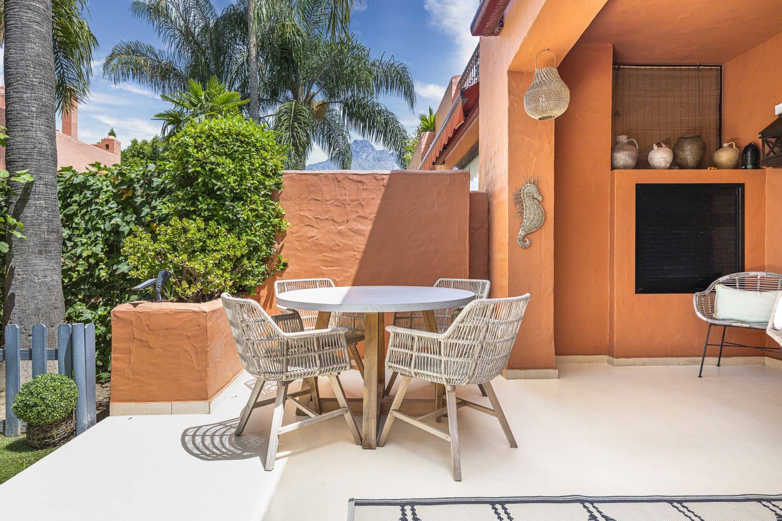 3 soverom Hus til salgs i Golden Mile - € 1 860 000 (Ref: 9967317)