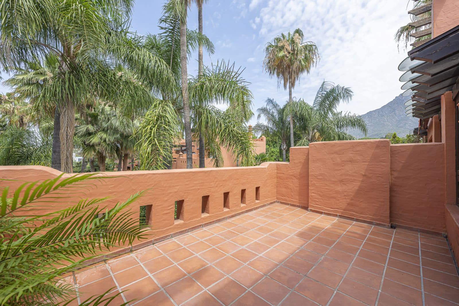 3 soverom Hus til salgs i Golden Mile - € 1 860 000 (Ref: 9967317)