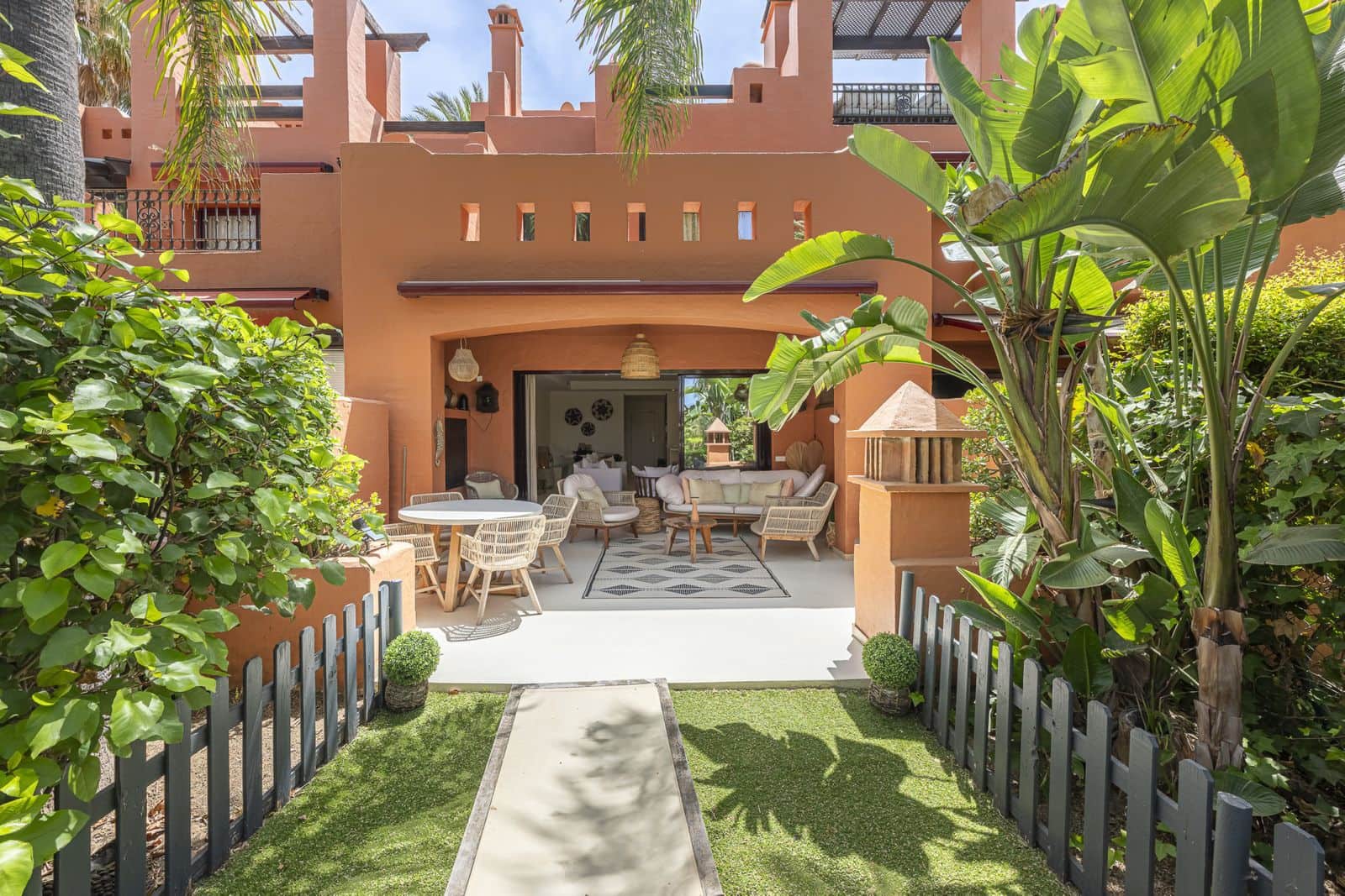 3 soverom Hus til salgs i Golden Mile - € 1 860 000 (Ref: 9967317)