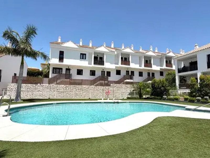 4 sovrum Hus till salu i Riviera del Sol - 592 800 € (Ref: 9967318)