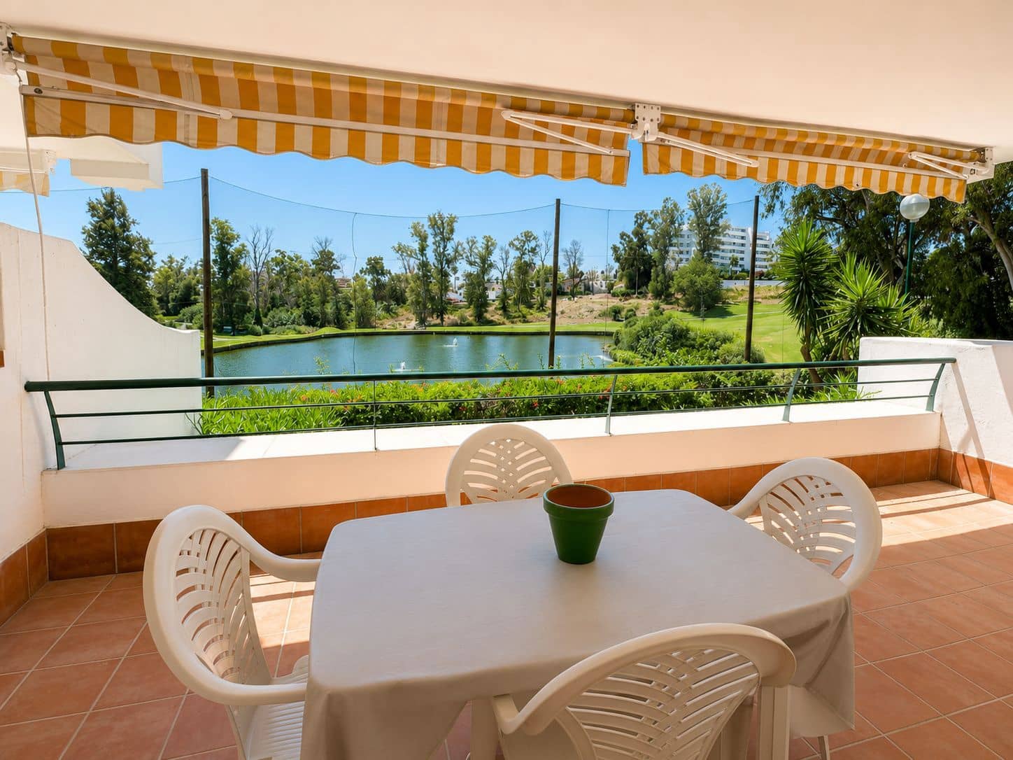 2 slaapkamer Appartement te koop in San Pedro de Alcantara - € 300.000 (Ref: 9967319)