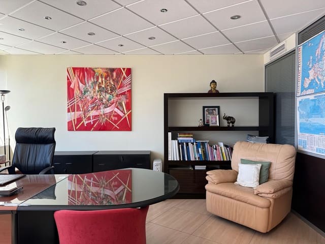 Ufficio in vendita in Puerto Banus, Marbella - 749.000 € (Rif: 9967322)