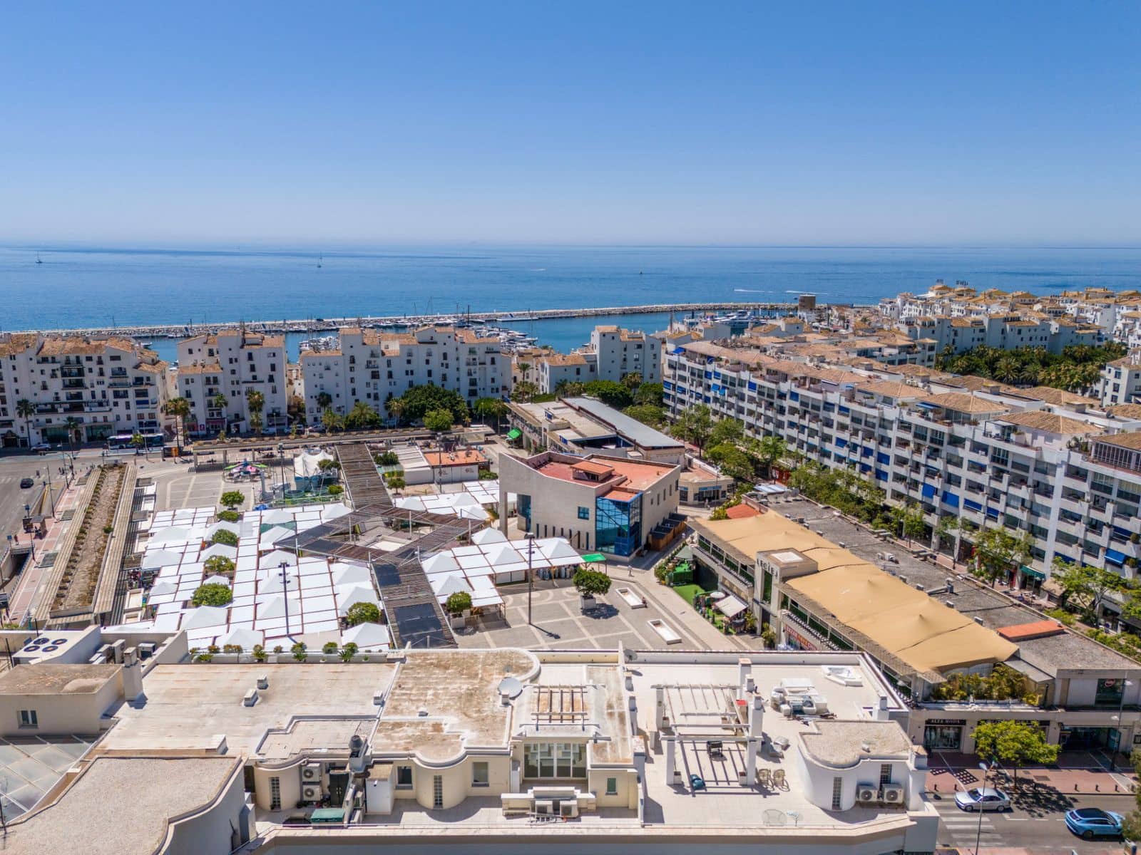 Ufficio in vendita in Puerto Banus - 749.000 € (Rif: 9967322)