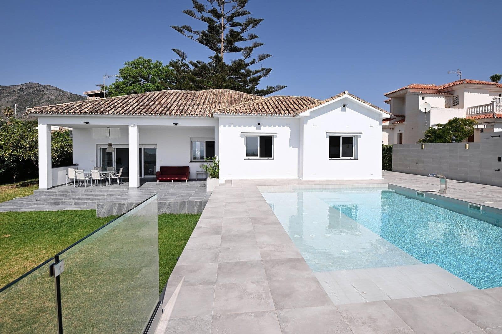 4 soveværelse Villa til salg i Malaga by - € 895.000 (Ref: 9967323)