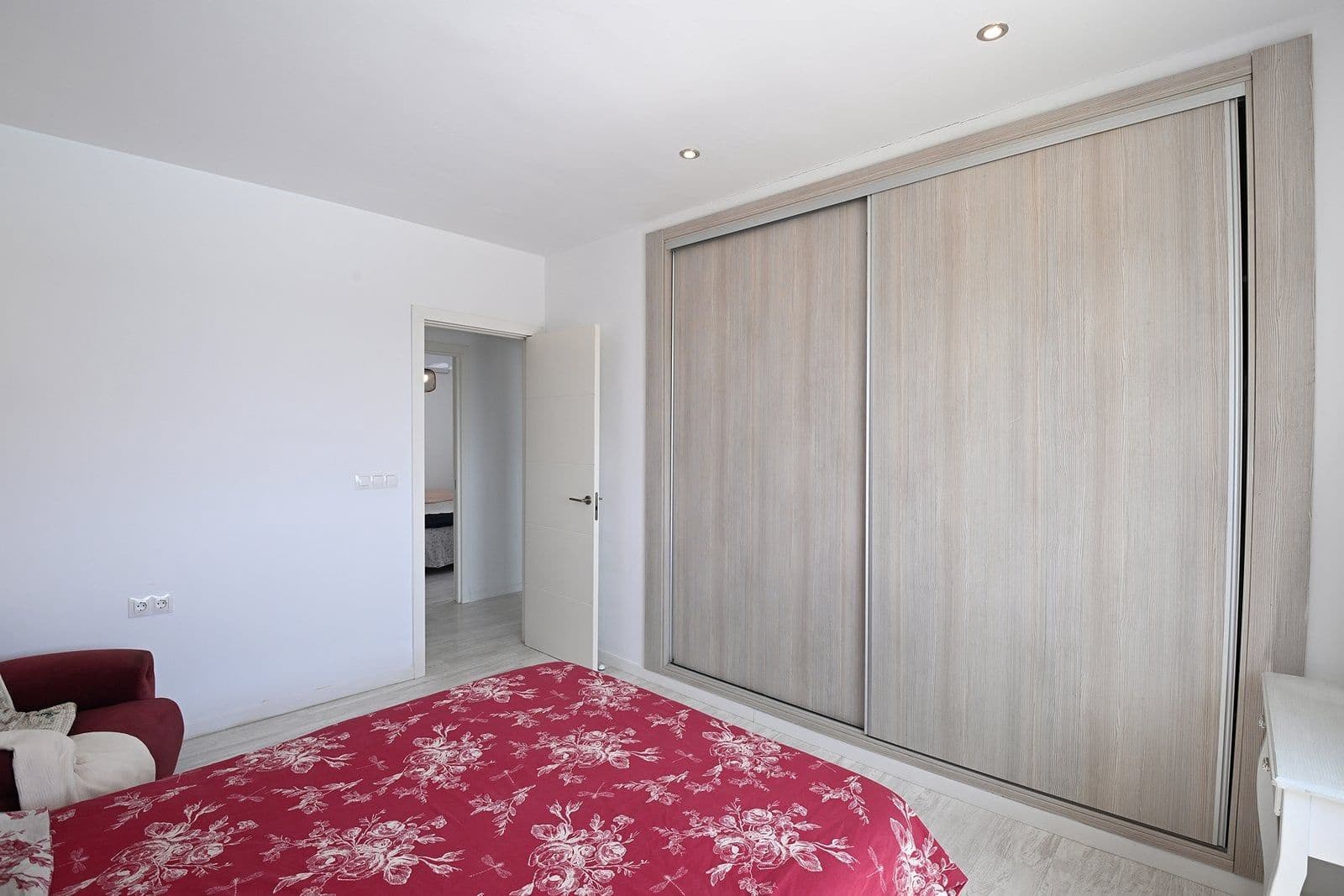 4 soveværelse Villa til salg i Malaga by - € 895.000 (Ref: 9967323)