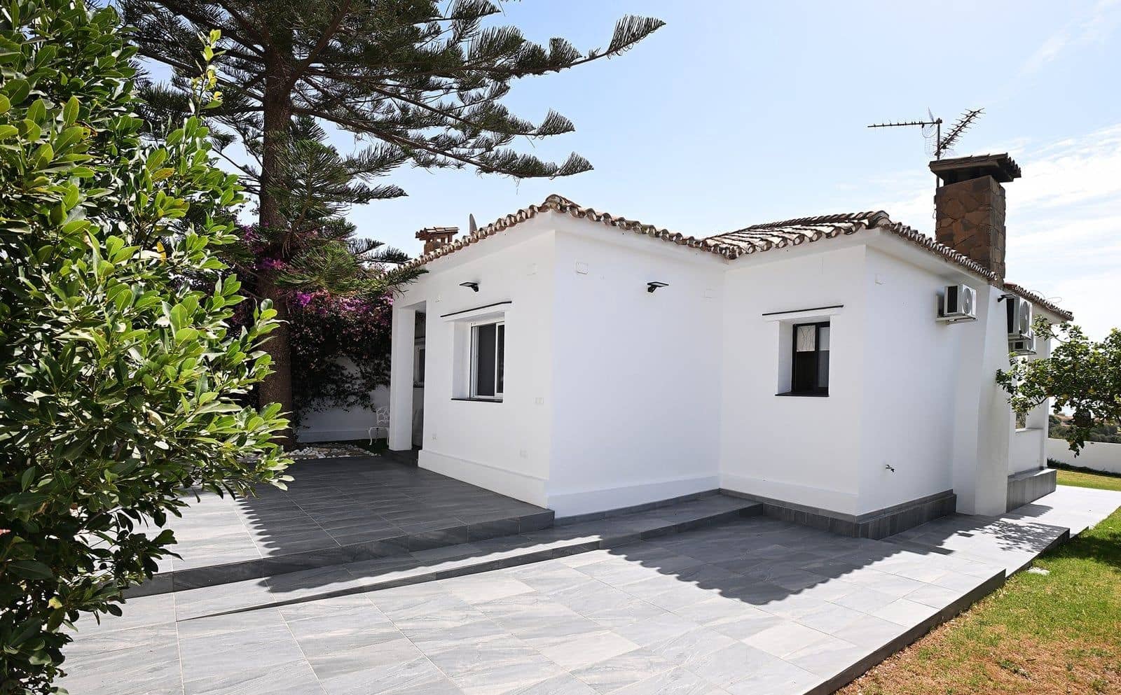 4 soveværelse Villa til salg i Malaga by - € 895.000 (Ref: 9967323)