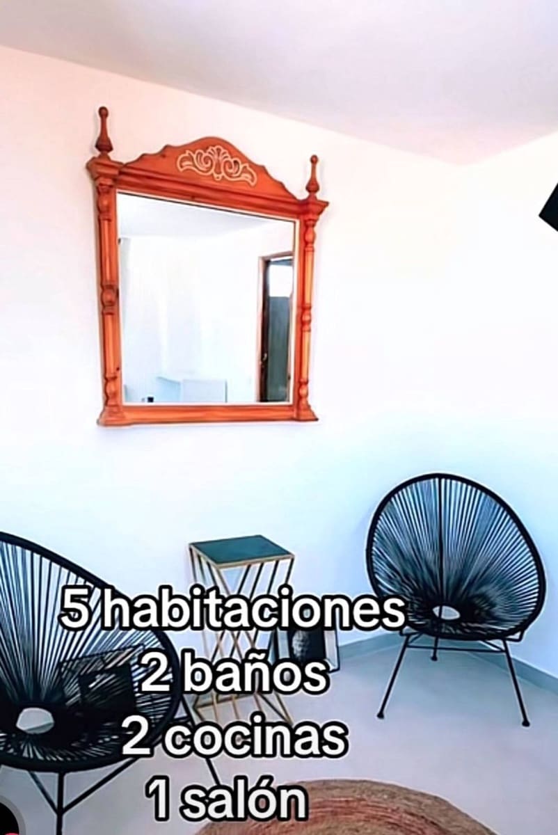 5 soveværelse Byhus til salg i Estepona - € 275.000 (Ref: 9967329)
