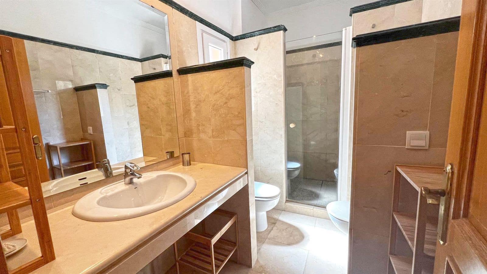 3 soverom Kjedet enebolig til salgs i Marbella - € 890 000 (Ref: 9967335)
