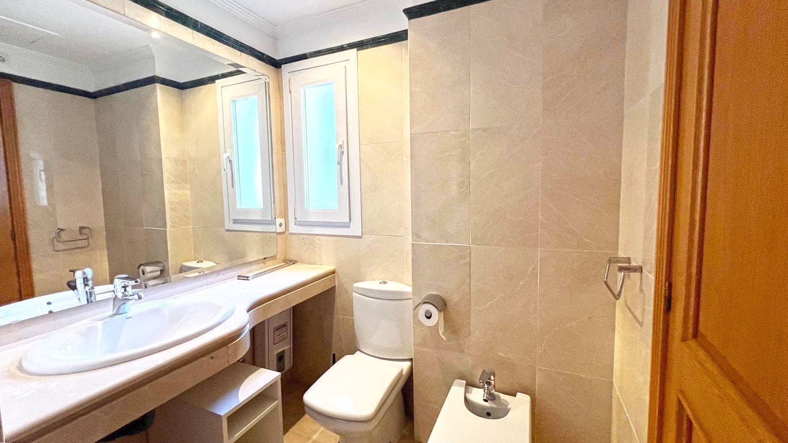 3 soverom Kjedet enebolig til salgs i Marbella - € 890 000 (Ref: 9967335)