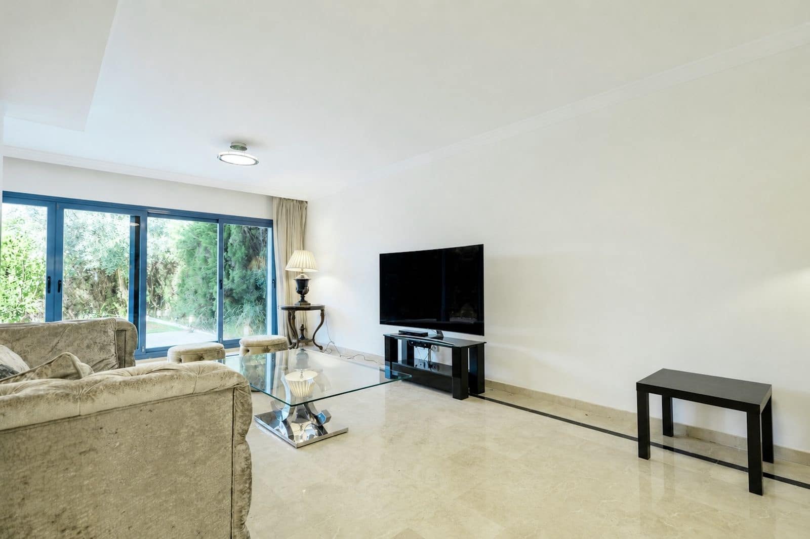 4 soveværelse Byhus til salg i Nueva Andalucia - € 790.000 (Ref: 9967337)