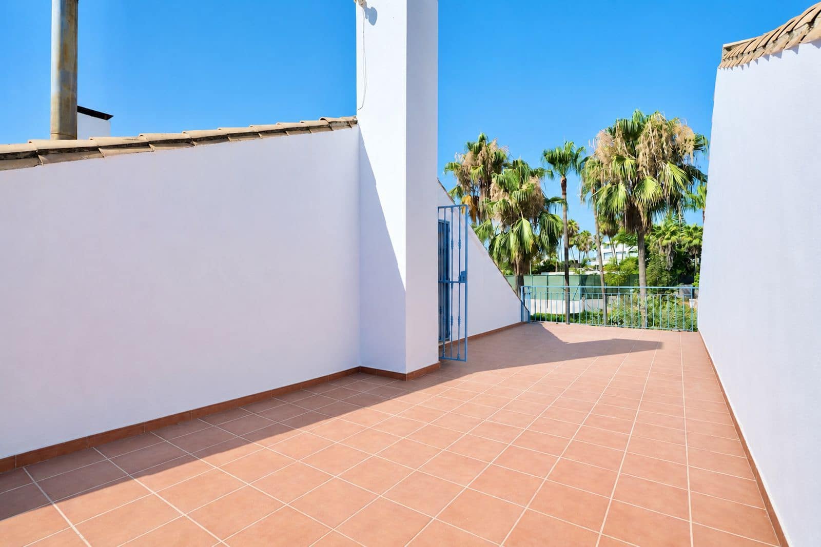4 soveværelse Byhus til salg i Nueva Andalucia - € 790.000 (Ref: 9967337)