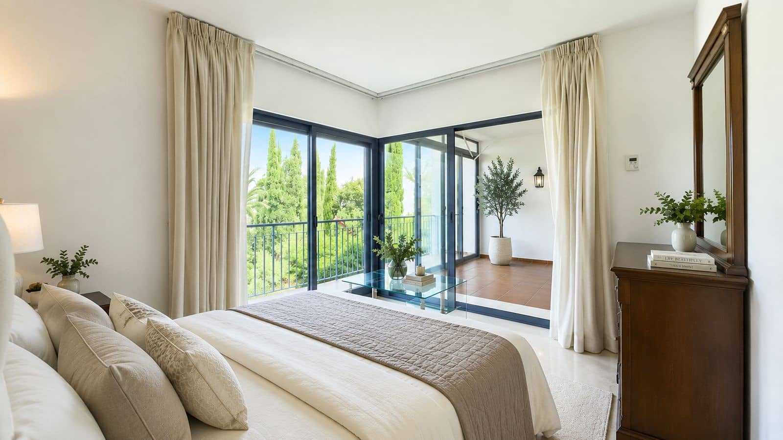 4 soveværelse Byhus til salg i Nueva Andalucia - € 790.000 (Ref: 9967337)