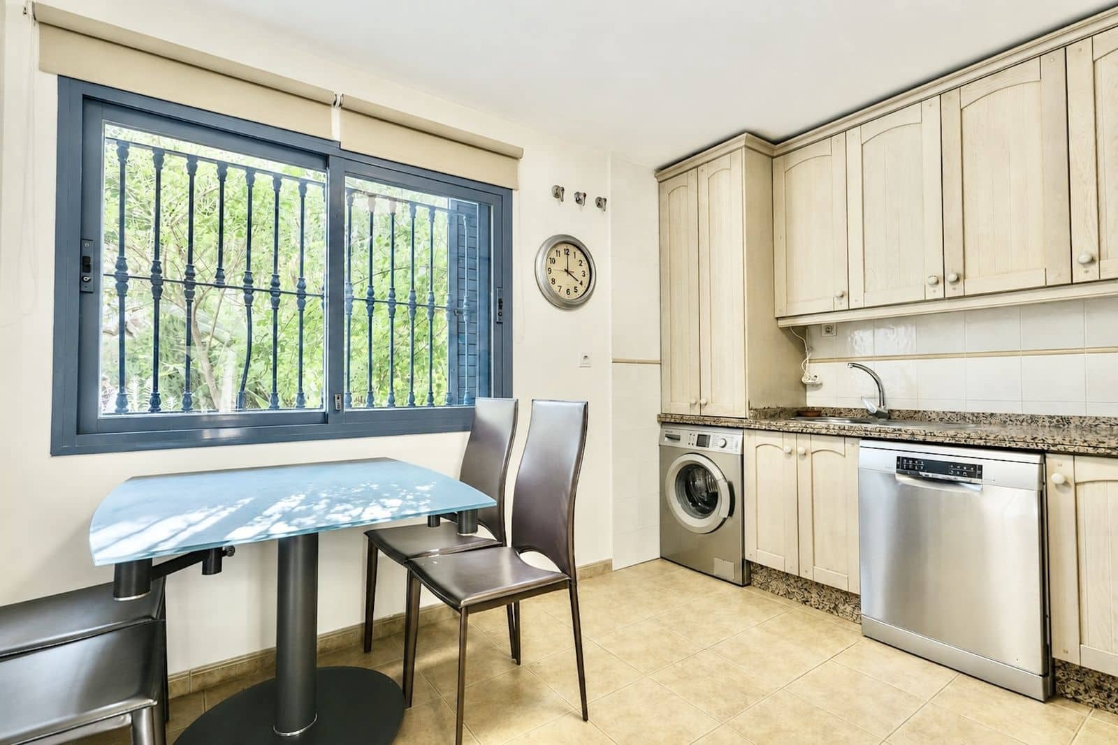 4 soveværelse Byhus til salg i Nueva Andalucia - € 790.000 (Ref: 9967337)