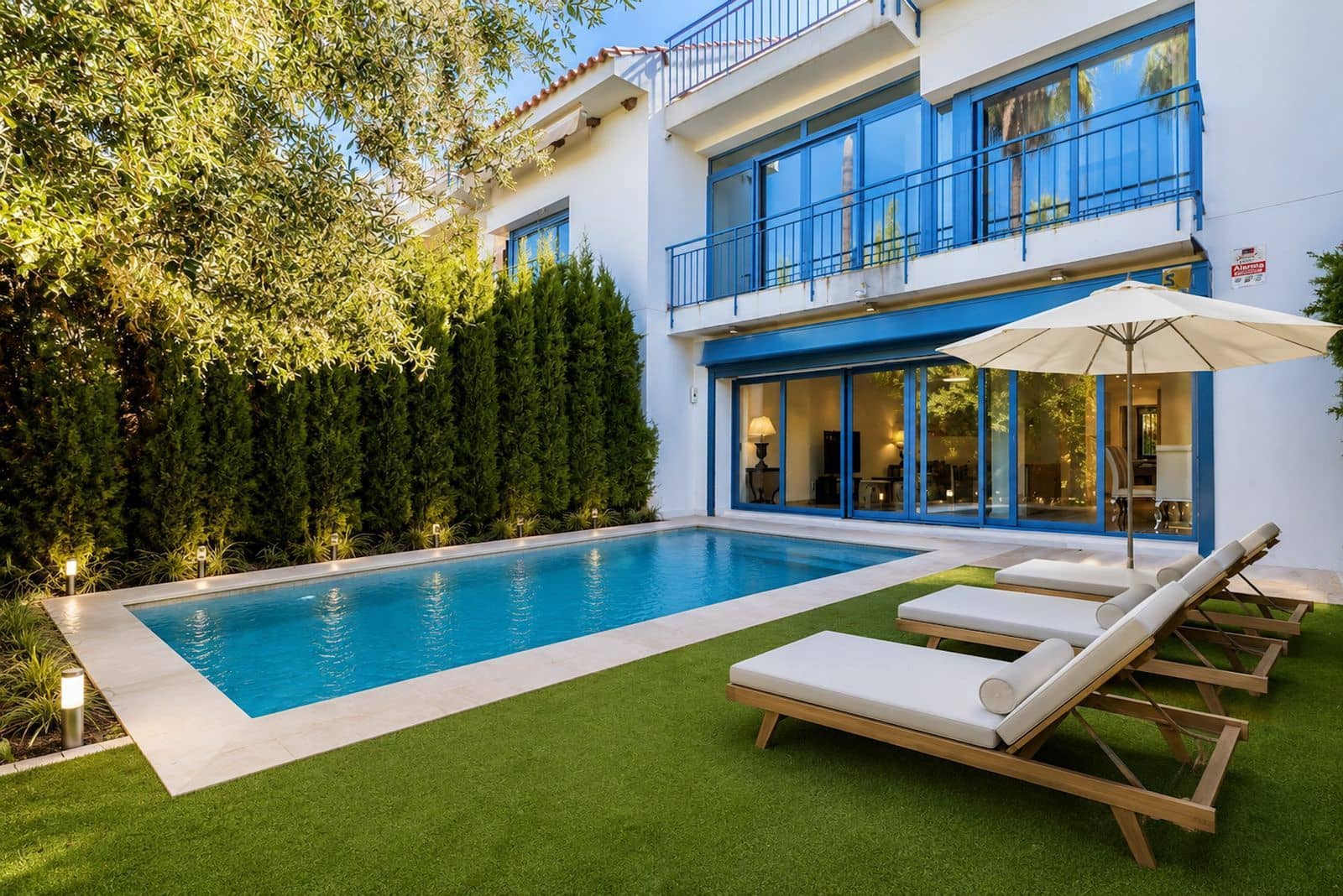 4 soveværelse Byhus til salg i Nueva Andalucia - € 790.000 (Ref: 9967337)