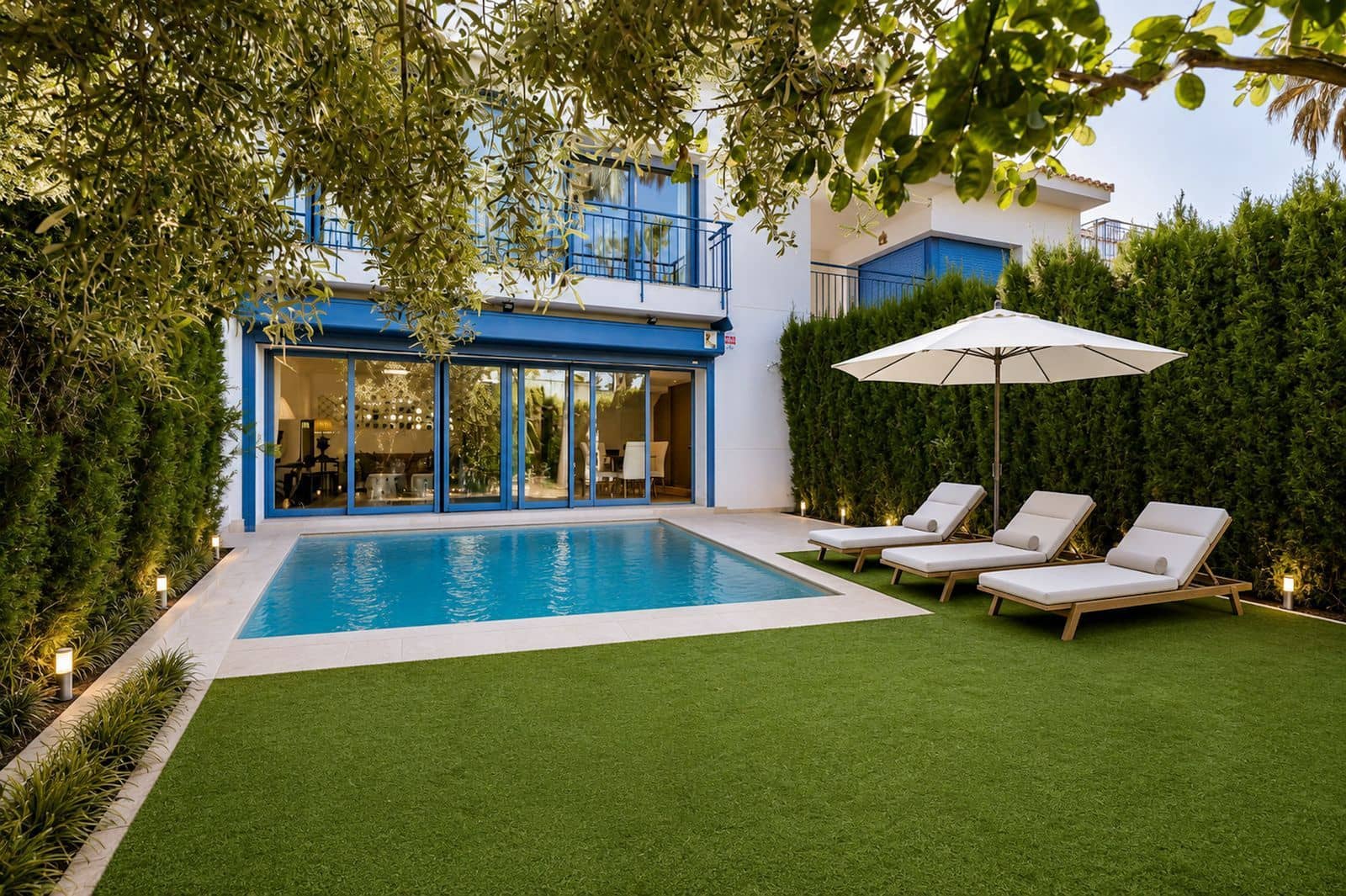 4 soveværelse Byhus til salg i Nueva Andalucia - € 790.000 (Ref: 9967337)