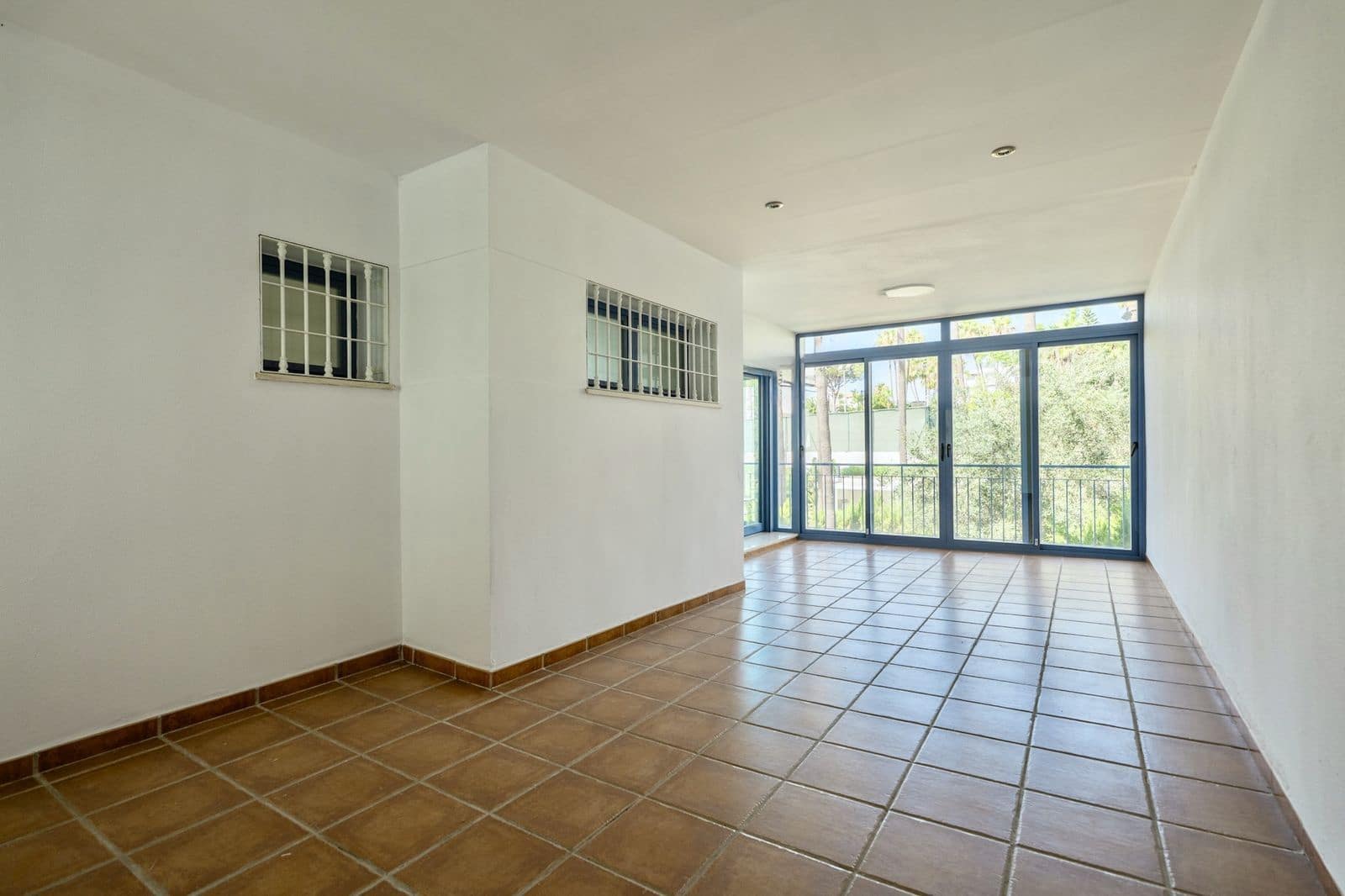 4 soveværelse Byhus til salg i Nueva Andalucia - € 790.000 (Ref: 9967337)