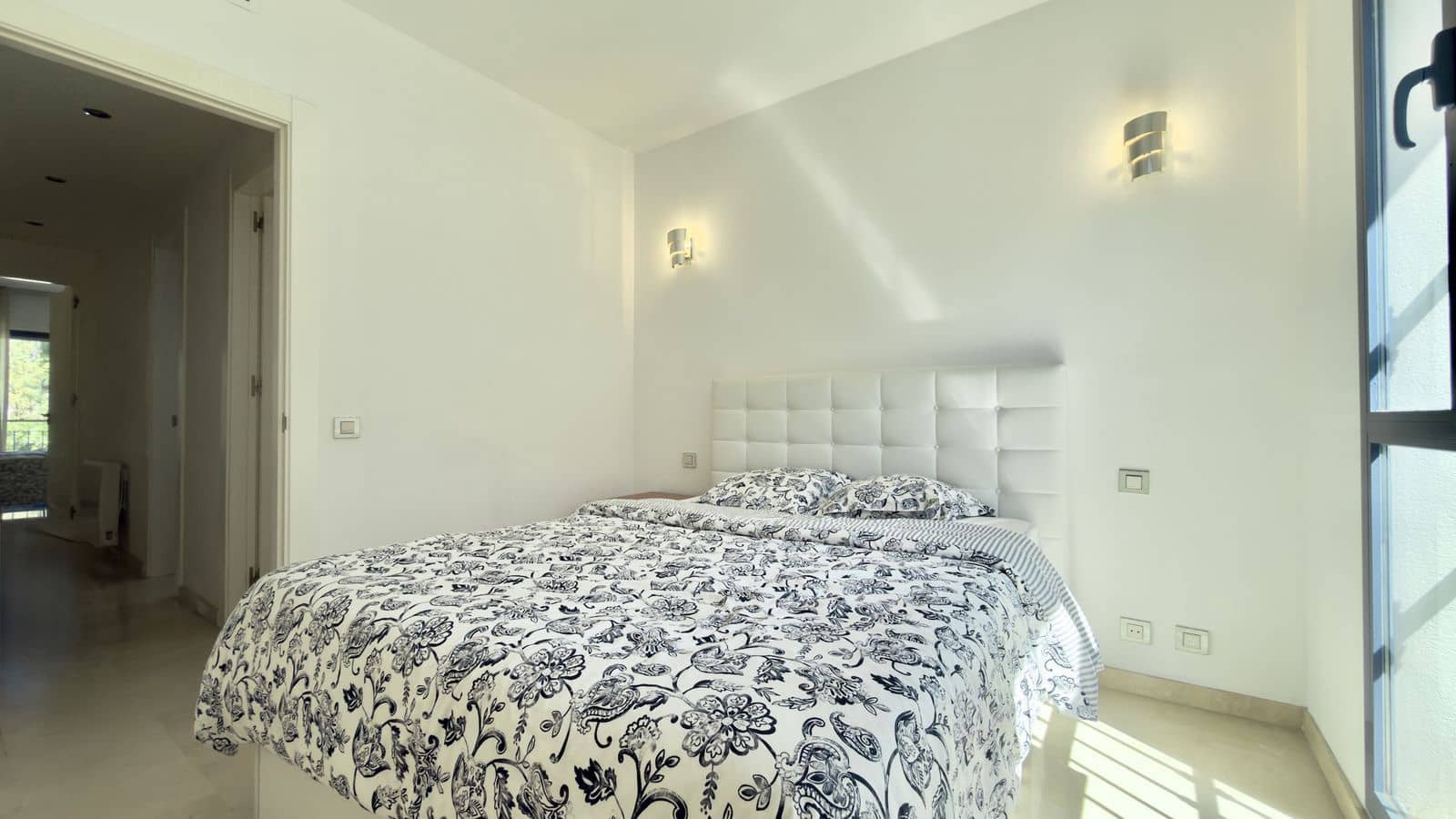 4 soveværelse Byhus til salg i Nueva Andalucia - € 790.000 (Ref: 9967337)