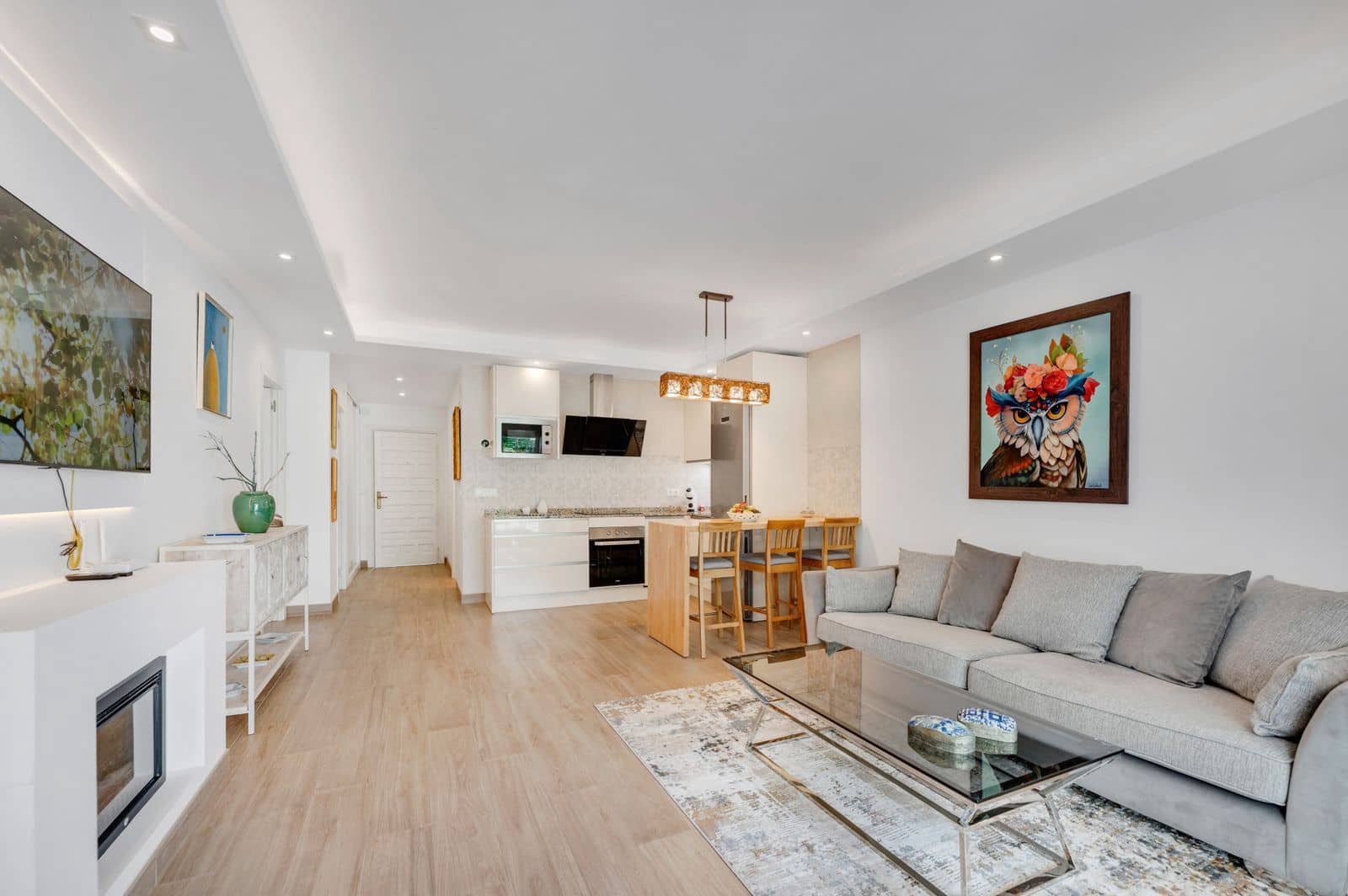 2 bedroom Apartment for sale in Golden Mile - € 2,425,000 (Ref: 9967341)
