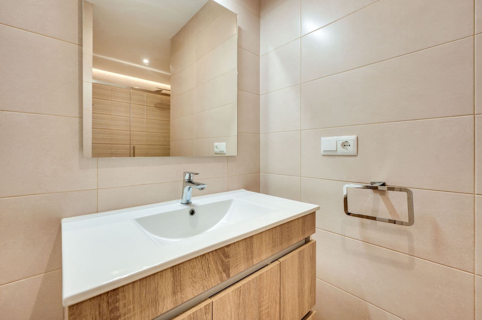 2 bedroom Apartment for sale in Golden Mile - € 2,425,000 (Ref: 9967341)