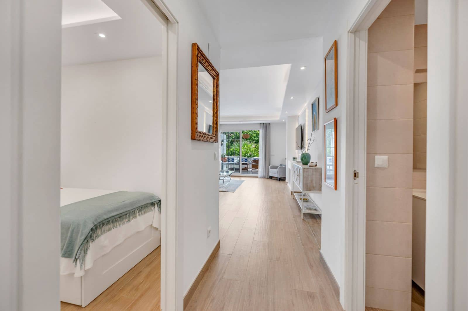 2 bedroom Apartment for sale in Golden Mile - € 2,425,000 (Ref: 9967341)