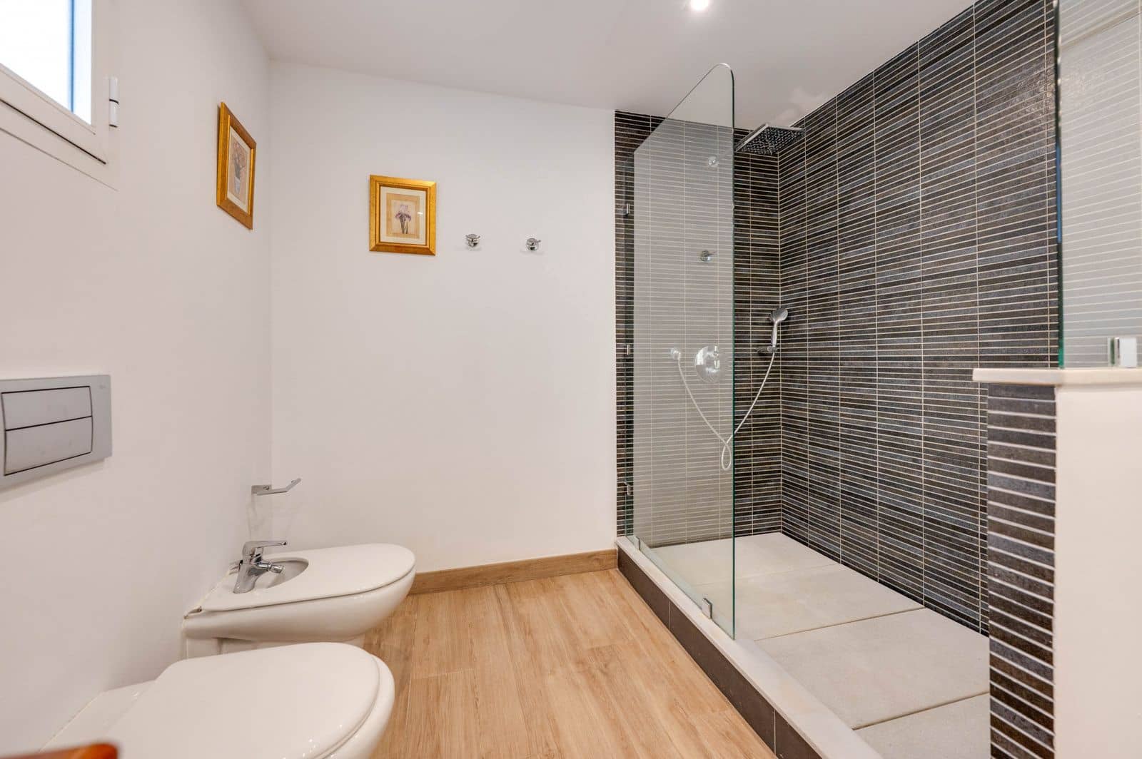 2 bedroom Apartment for sale in Golden Mile - € 2,425,000 (Ref: 9967341)