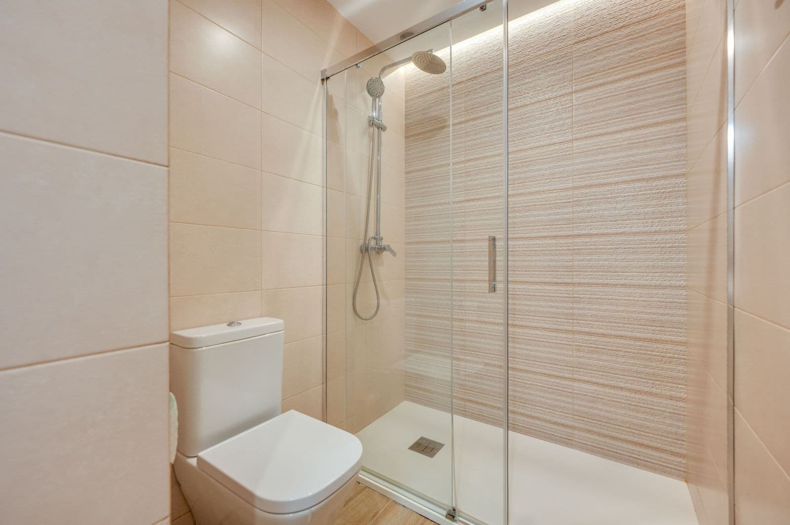2 bedroom Apartment for sale in Golden Mile - € 2,425,000 (Ref: 9967341)