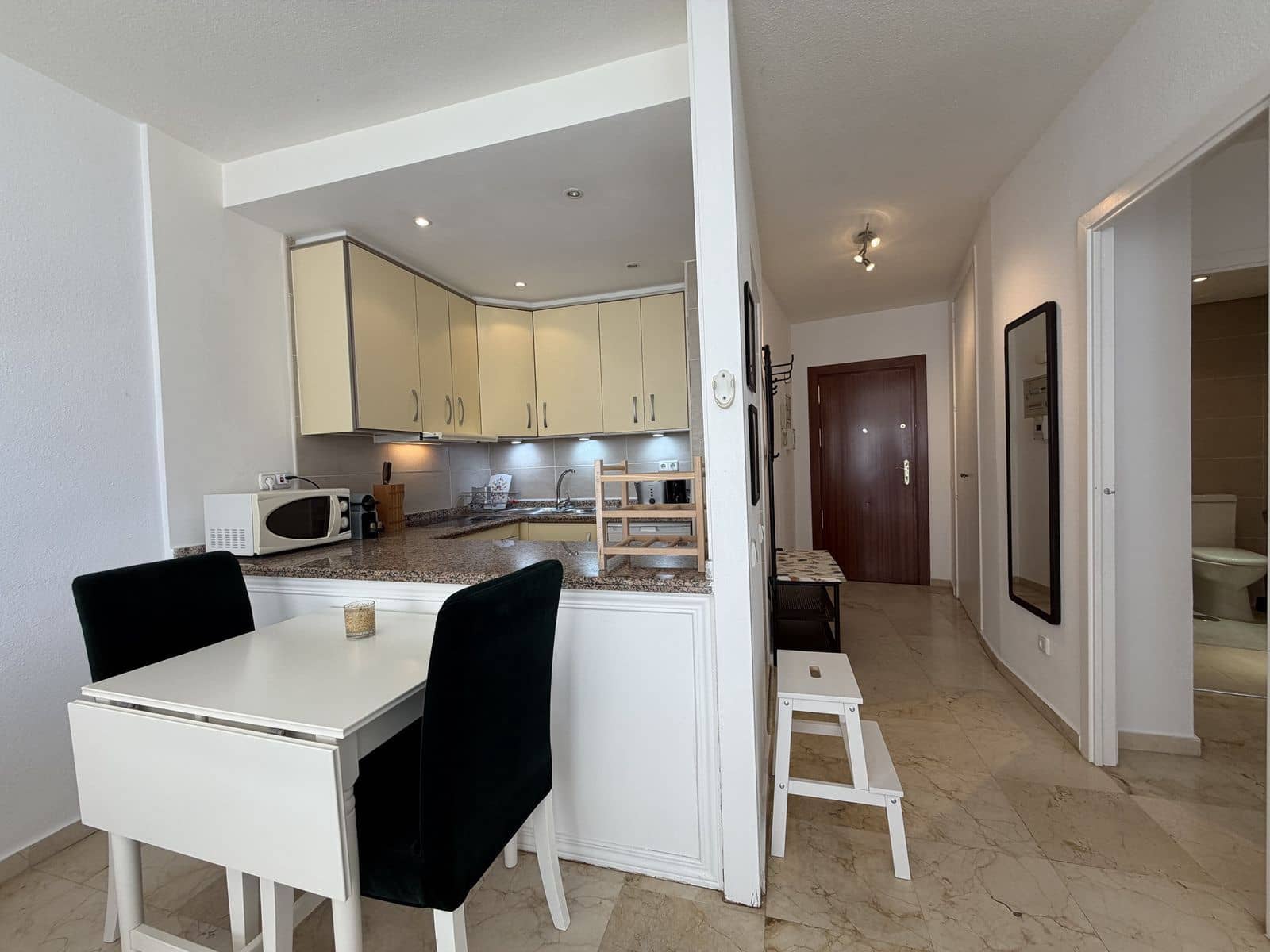1 sypialnia Apartament na sprzedaż w Estepona - 349 000 € (Ref: 9967356)