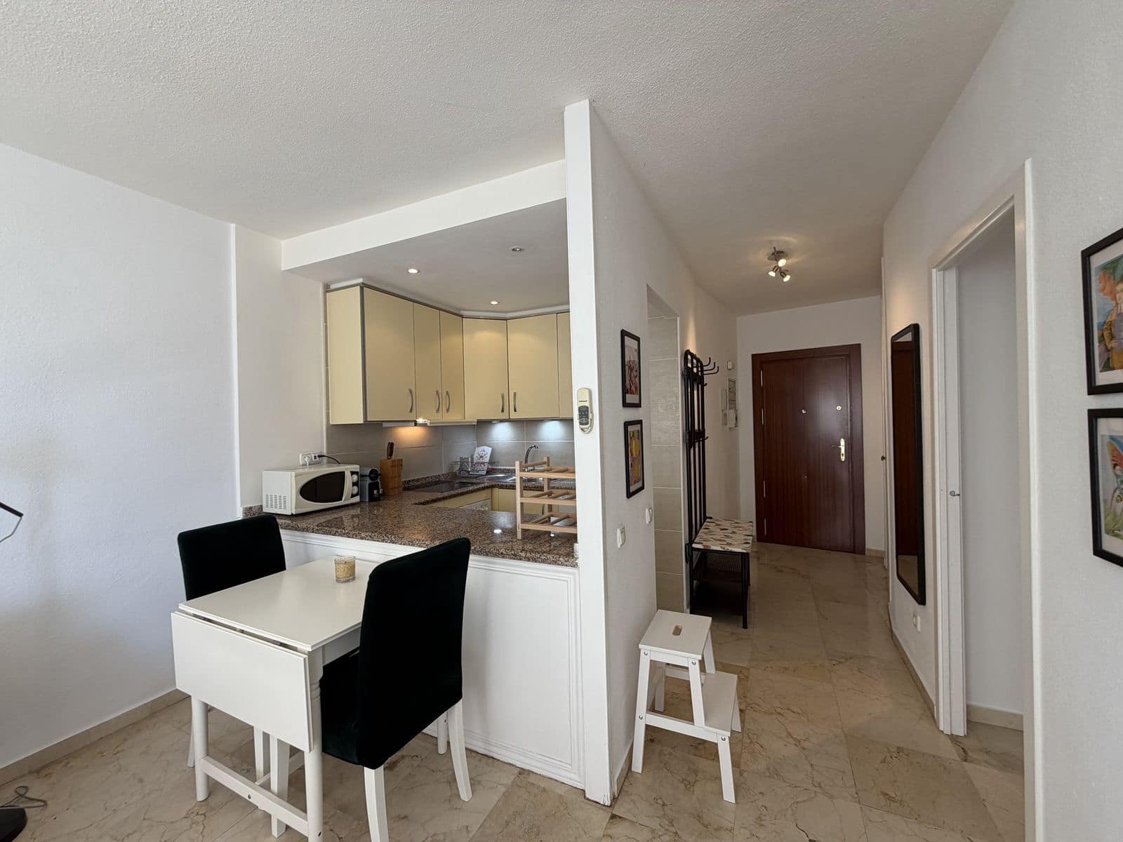 1 sypialnia Apartament na sprzedaż w Estepona - 349 000 € (Ref: 9967356)
