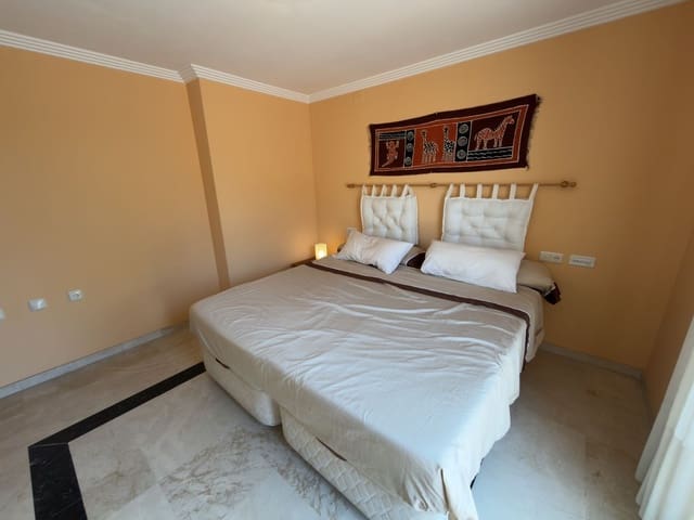 1 soverom Penthouse til salgs i Elviria, Marbella - € 430 000 (Ref: 9967360)