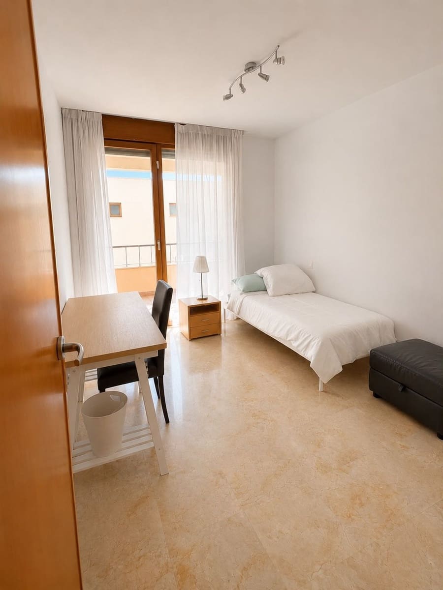 3 bedroom Apartment for sale in Los Monteros - € 425,000 (Ref: 9967361)