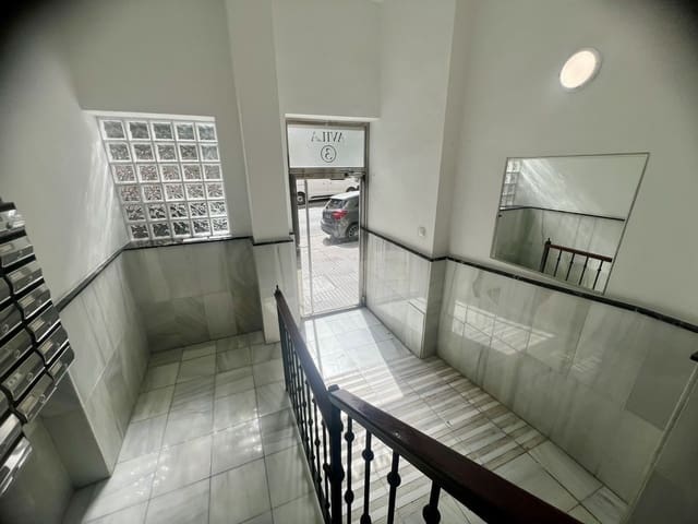 3 makuuhuone Huoneisto myytävänä paikassa Centro Historico, Málaga kaupunki - 330 000 € (Ref: 9967363)