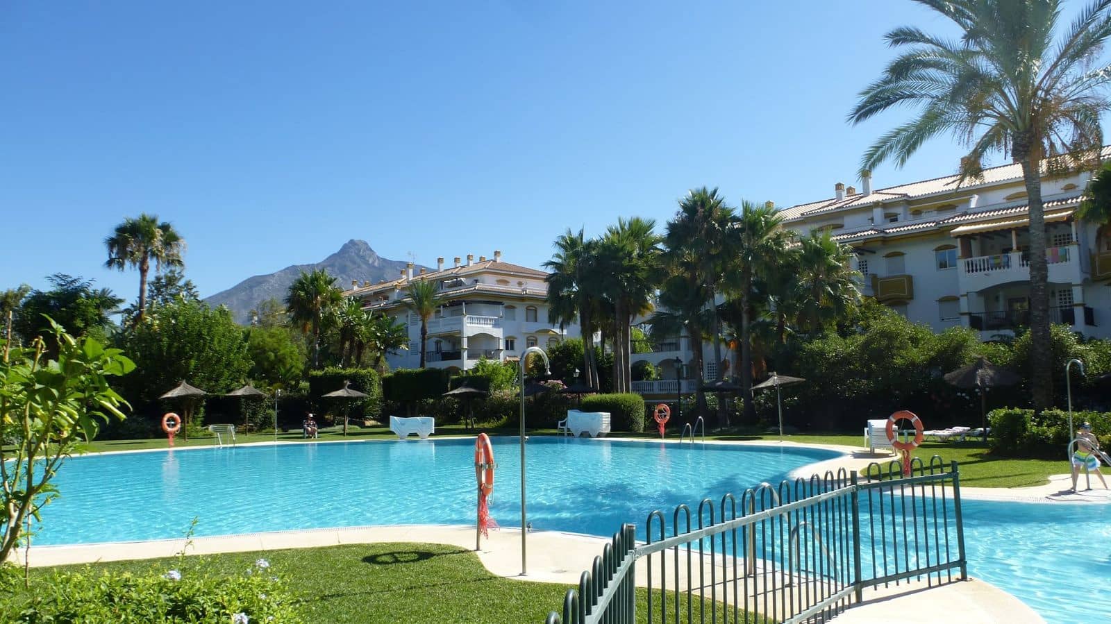 3 slaapkamer Penthouse te koop in Nueva Andalucia - € 499.000 (Ref: 9967367)