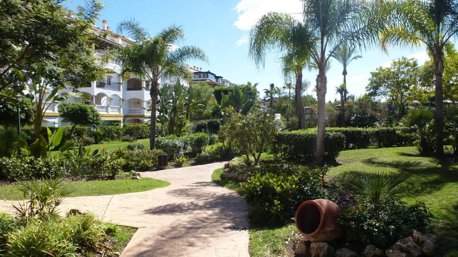 3 slaapkamer Penthouse te koop in Nueva Andalucia - € 499.000 (Ref: 9967367)