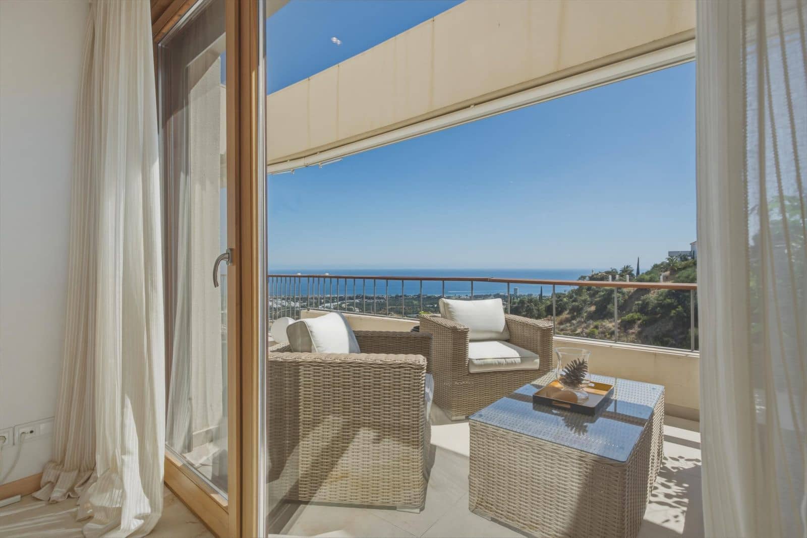 3 sovrum Lägenhet till salu i Los Monteros - 550 000 € (Ref: 9967371)