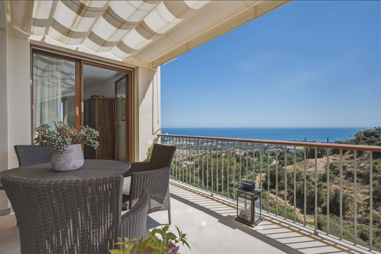 3 sovrum Lägenhet till salu i Los Monteros - 550 000 € (Ref: 9967371)
