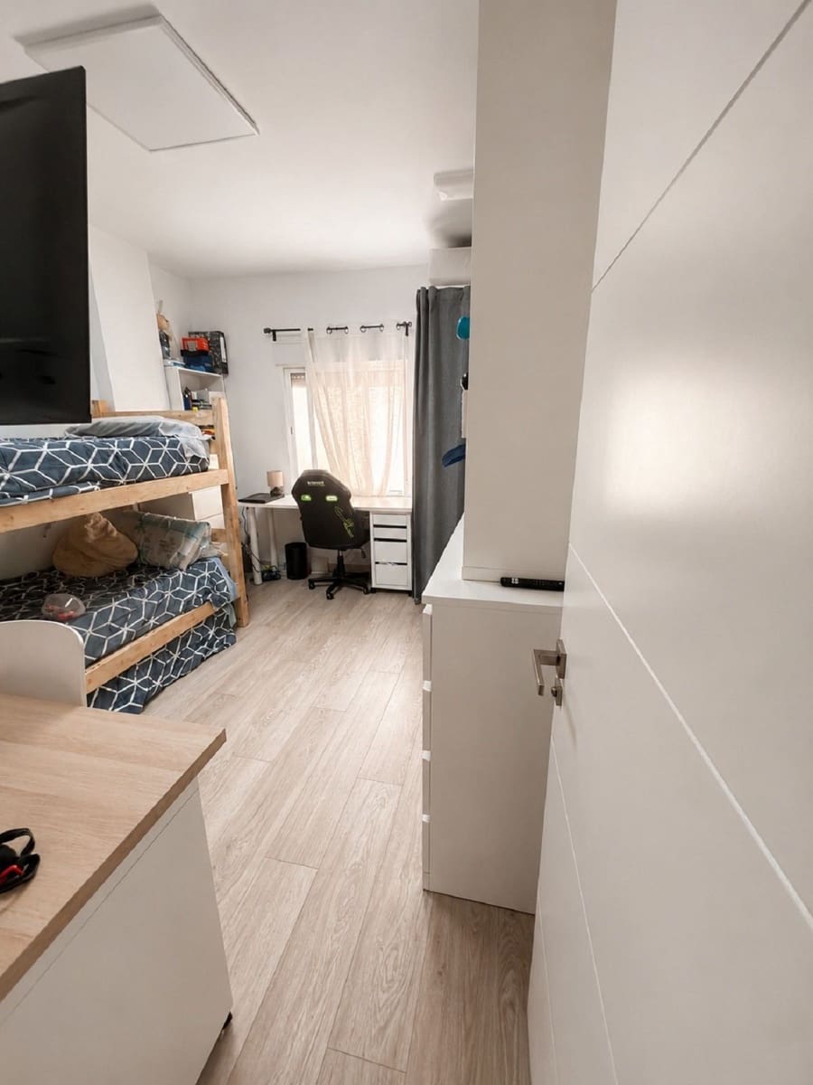 3 sovrum Lägenhet till salu i Malaga stad - 472 500 € (Ref: 9967372)