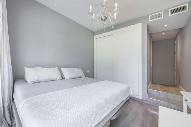 2 soverom Leilighet til salgs i Puerto Banus, Marbella - € 629 000 (Ref: 9967374)