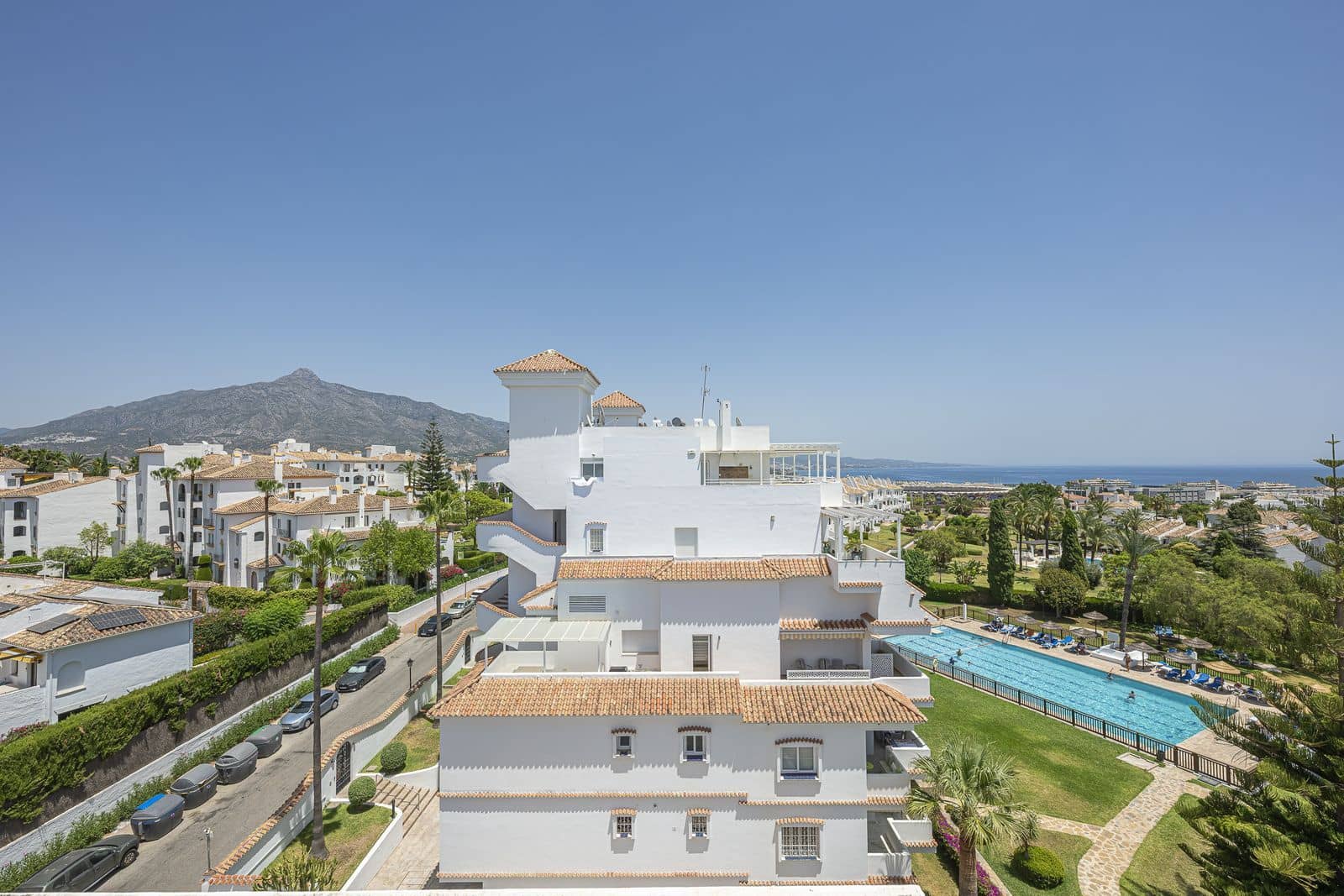 2 soverom Leilighet til salgs i Puerto Banus - € 629 000 (Ref: 9967374)