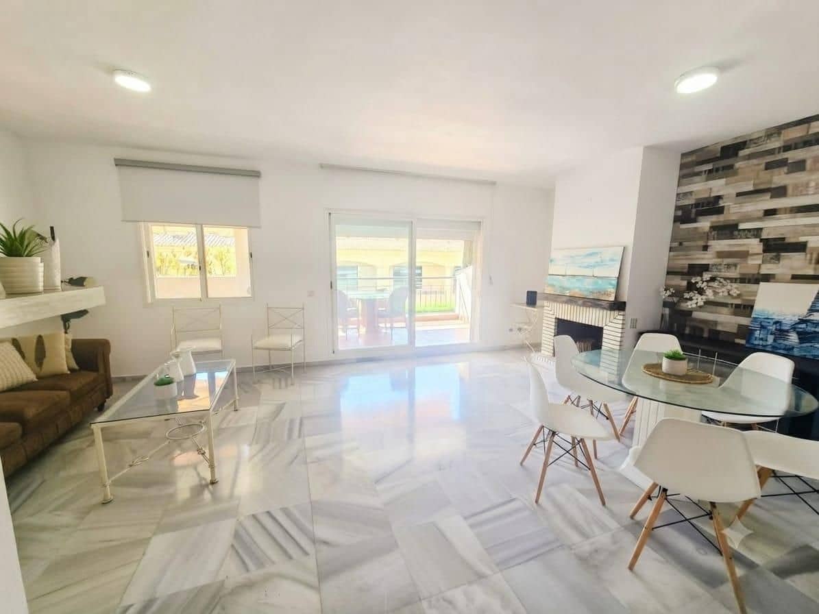 3 bedroom Apartment for sale in Torrequebrada - € 425,000 (Ref: 9967380)