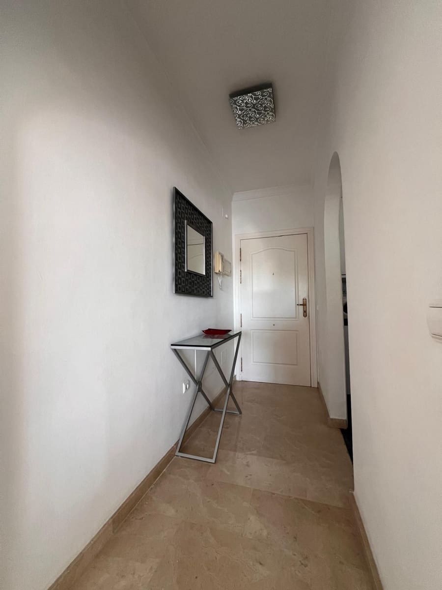 2 soveværelse Lejlighed til salg i Riviera del Sol - € 350.000 (Ref: 9967382)