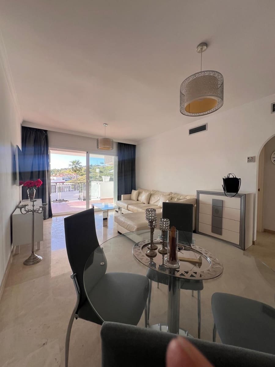 2 soveværelse Lejlighed til salg i Riviera del Sol - € 350.000 (Ref: 9967382)