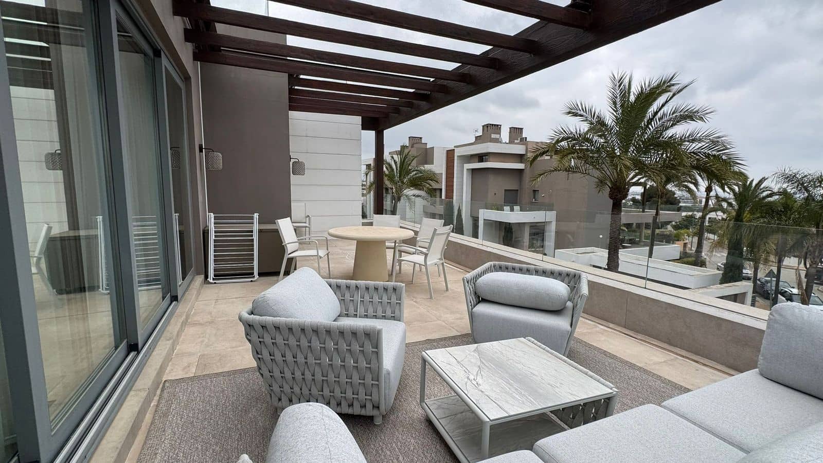 2 sovrum Takvåning till salu i Cancelada - 730 000 € (Ref: 9967386)