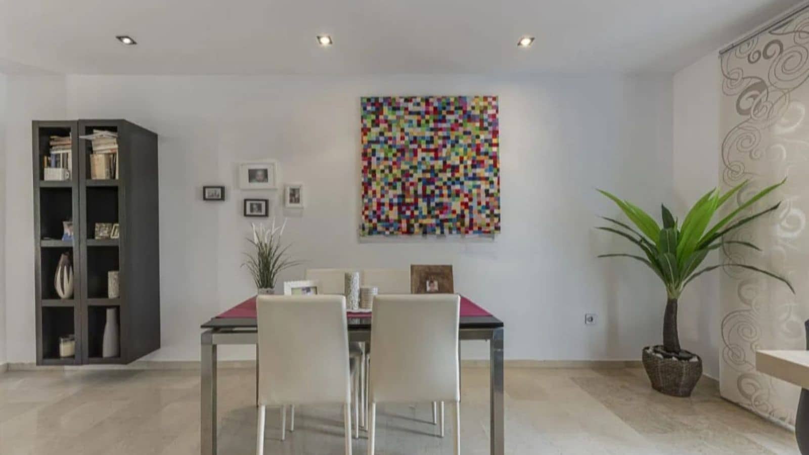 3 soveværelse Byhus til salg i Estepona - € 375.000 (Ref: 9967388)