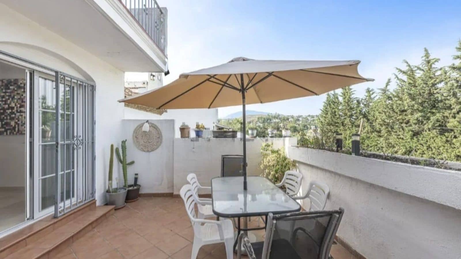 3 soveværelse Byhus til salg i Estepona - € 375.000 (Ref: 9967388)