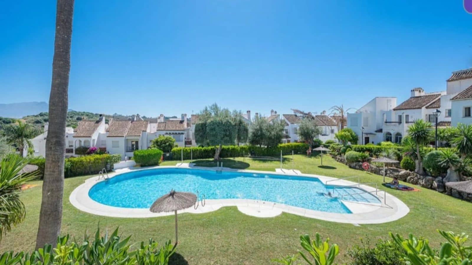 3 soveværelse Byhus til salg i Estepona - € 375.000 (Ref: 9967388)