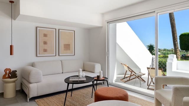 3 soveværelse Byhus til salg i El Paraiso, Estepona - € 725.000 (Ref: 9967392)