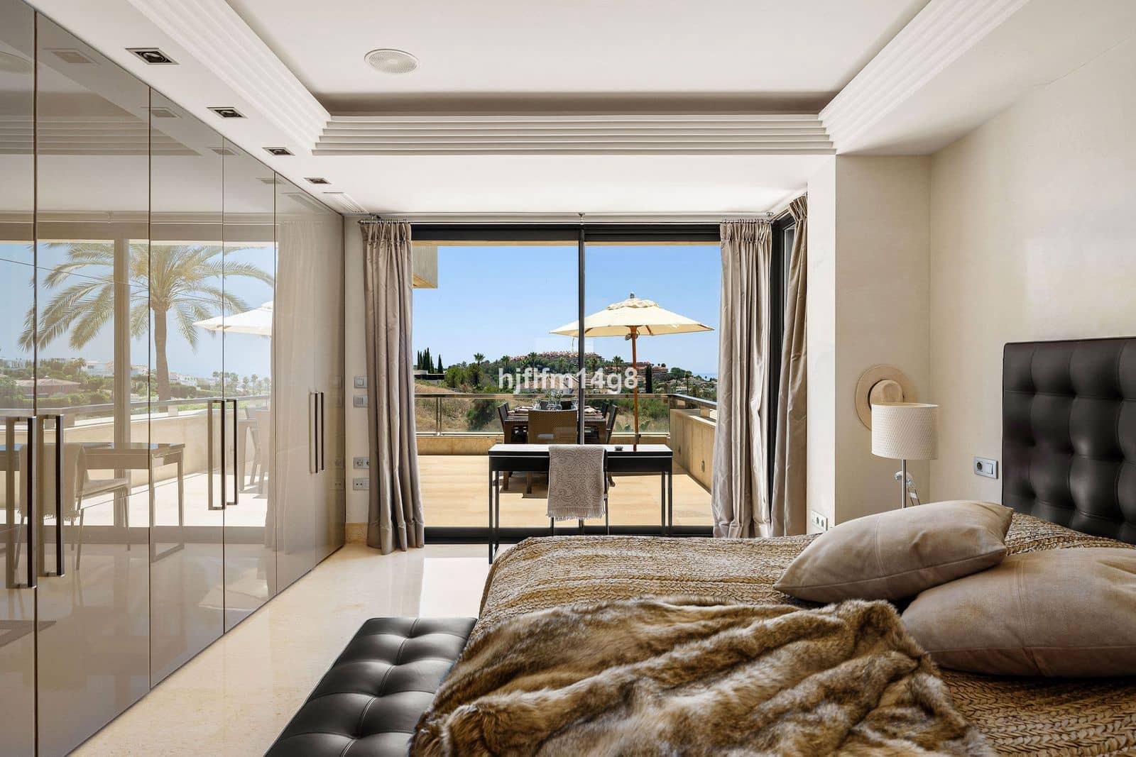 2 soveværelse Lejlighed til salg i Nueva Andalucia - € 975.000 (Ref: 9967395)