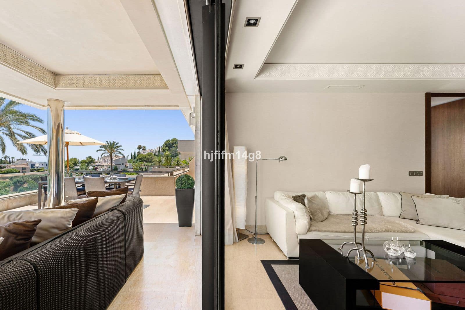 2 soveværelse Lejlighed til salg i Nueva Andalucia - € 975.000 (Ref: 9967395)