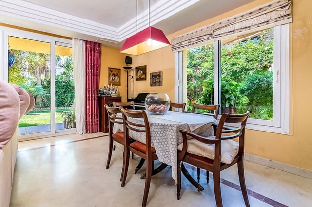 4 camera da letto Villetta Bifamiliare in vendita in Riviera del Sol, Mijas - 620.000 € (Rif: 9967397)